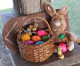Banner Das Museum hat geöffnet - Osterwerkstatt mit großem Ostereiersuchen